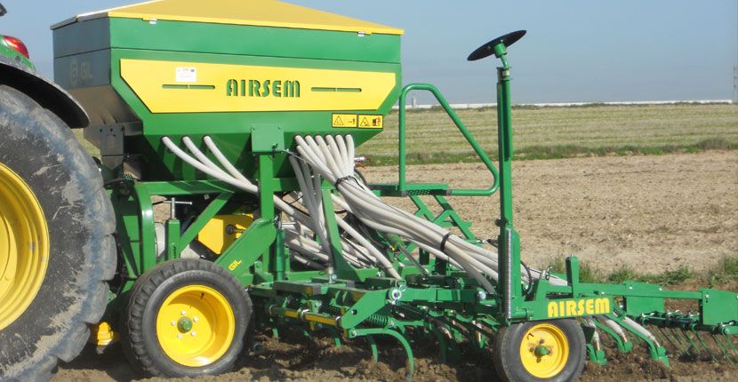 Airsem - Semoir agricole pneumatique - Sembradoras Gil - Modèles Airsem-5040 et Airsem-6040_0