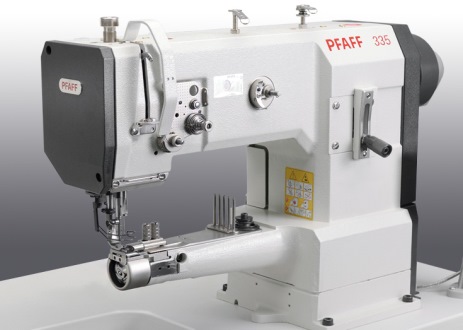 Machine à coudre Pfaff 335 - Piqueuse 1 aiguille à triple entraînement canon avec table, bâti et moteur_0