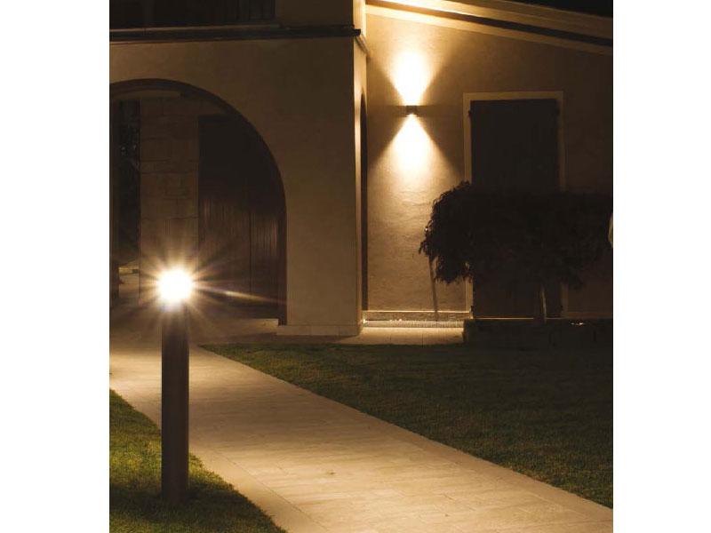 Borne lumineuse d'éclairage public / led / 6 - 32 w / en aluminium / 0.3 - 1.1 m_1