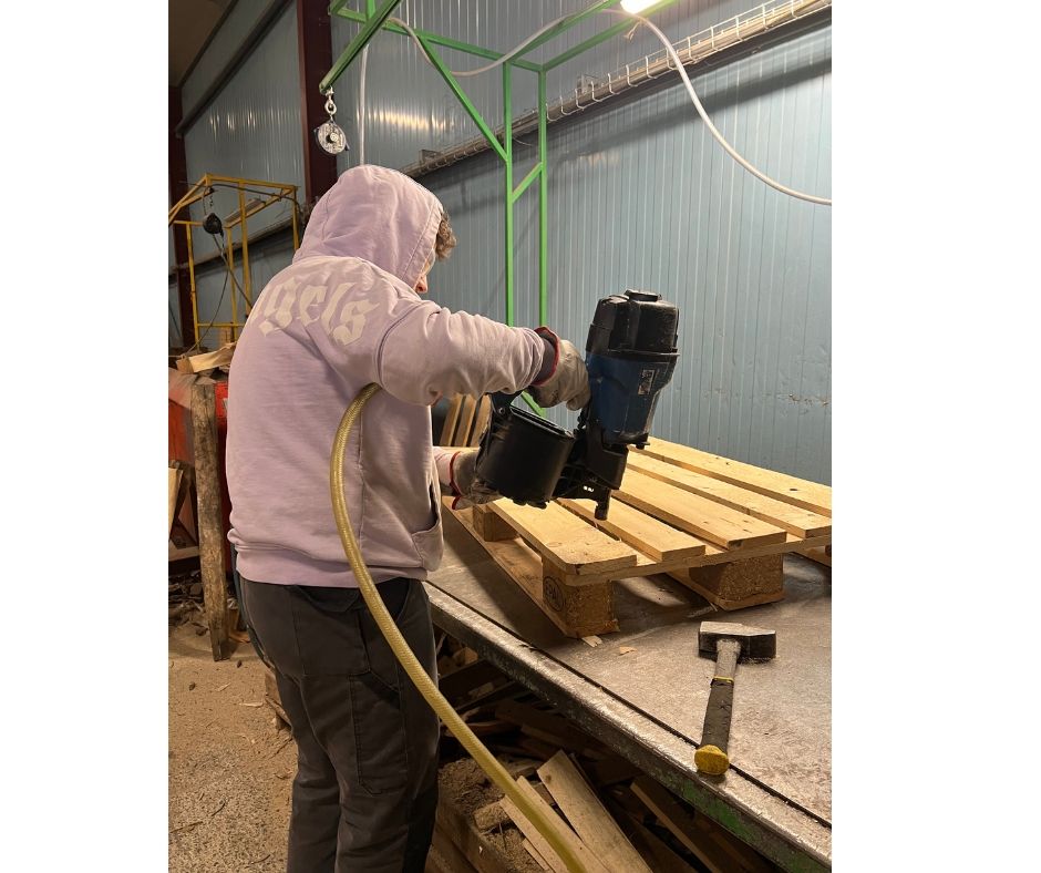 Réparation de palettes en bois - Service spécialisé pour une durabilité accrue_0