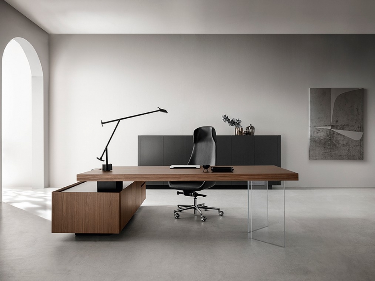 Bureau blanc avec rangement