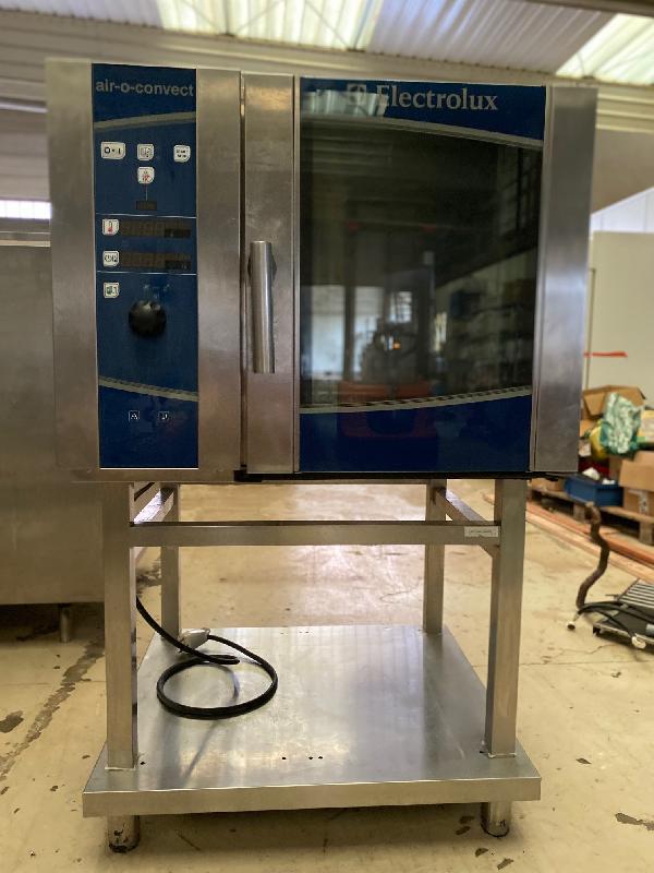 Four vapeur convection 6 niveaux GN 1/1 - ELECTROLUX d'occasion - 10.1 kW, Programmable, Auto-nettoyage_0