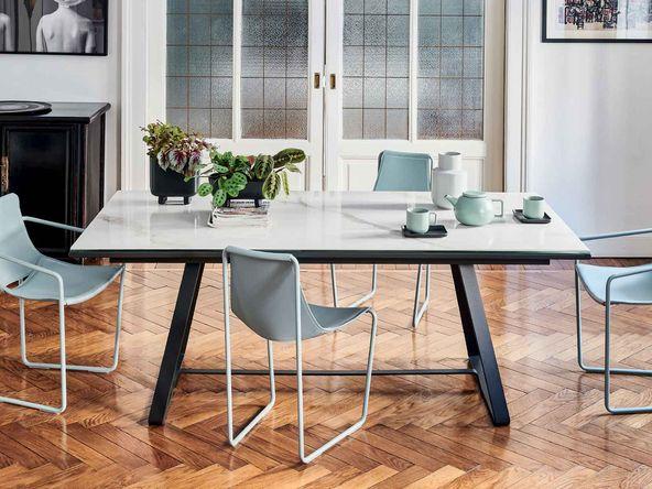Table de réunion Alfred - plateau en céramique effet marbre - 200/250 x 106 cm - bois massif - acier - 8 à 12 personnes - Fabriqué en Italie - Garantie 3 ans_0