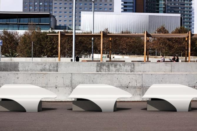 Banc en béton et acier design 