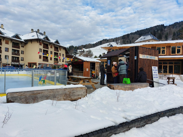 Container Café Eurobox - Solution mobile, esthétique et modulable pour restauration contemporaine_0