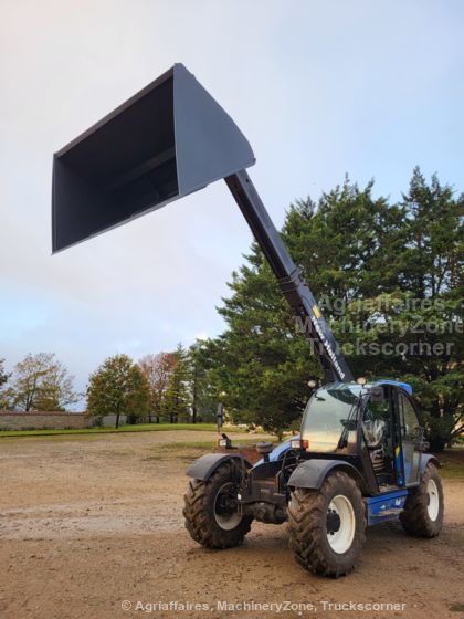 Godet à vrac ou à céréales 2500 litres - Spaw Met - adaptable sur JCB - largeur 2500 mm, volume 2,5 m3_0