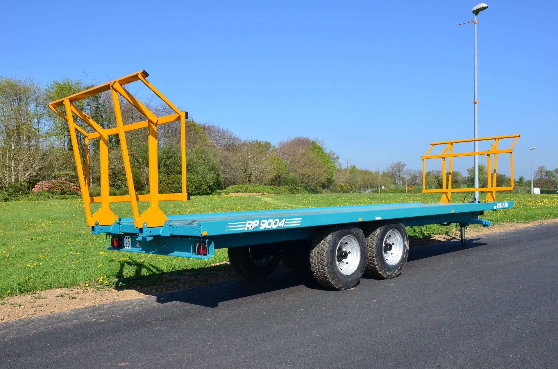 Remorque LSP 9004 stable avec balancier ROLLAND et capacité de charge 20 tonnes