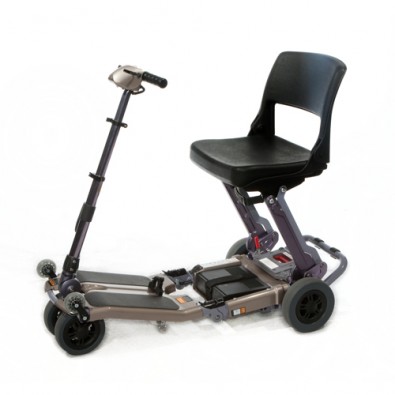 Scooter 4 roues Luggie pliant - entièrement pliable avec batteries lithium 18Ah et autonomie de 18 km_0