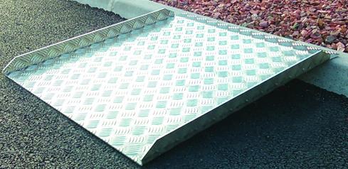 Rampe PMR amovible Rolly - Aluminium larmé antidérapant - Marque Romus_0