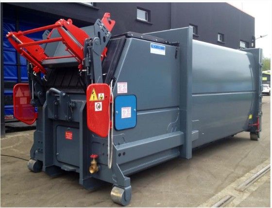 Équipement de gestion des déchets grands volumes avec grand auget 2300 x 1900 mm