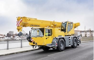 Grue automotrice LTM 1040-2.1 - 40 t de capacité, flèche télescopique 35 m, moteur Mercedes-Benz_0