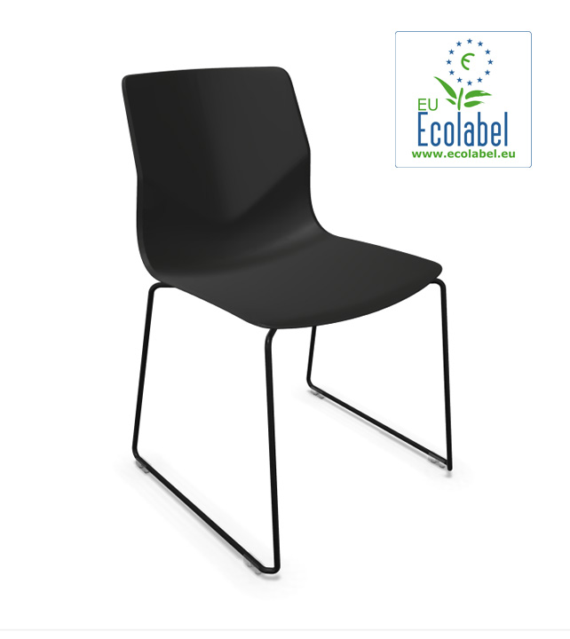 Chaise empilable FourSure 88 - pieds luge, rembourrage optionnel et coque recyclable_0