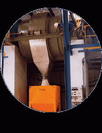Broyeur industriel - Série D avec entraînement direct de 500 à 30 000 litres pour broyage humide et sec_0