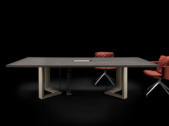 Table de réunion Harper - plateau en mélaminé avec placage bois massif - piètement bois massif - L240/276 x P120 cm_0