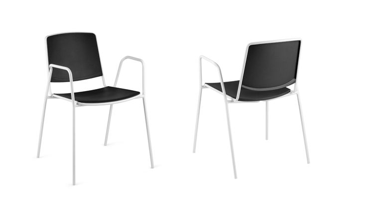 Chaises d'accueil - pied luge sans accoudoirs - structure acier laqué ou chromé - assise polypropylène teinté_0