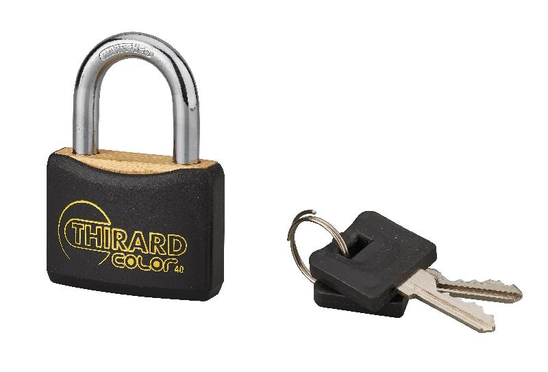 Cadenas à clé Thirard Color - Noir 40 mm - Laiton monobloc gainé PVC - Sécurité optimale et résistant aux chocs_0
