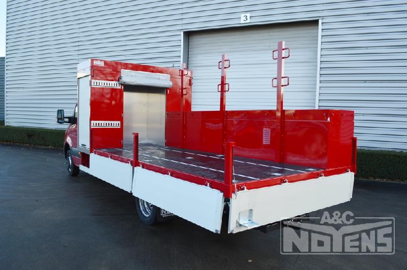Plateau ridelles - carrosserie A&C Noyens - idéal pour construction et transport de machines_0