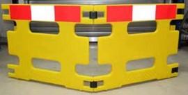 Barrière de chantier en polyéthylène rapide et extensible - pliable avec bande réfléchissante_0