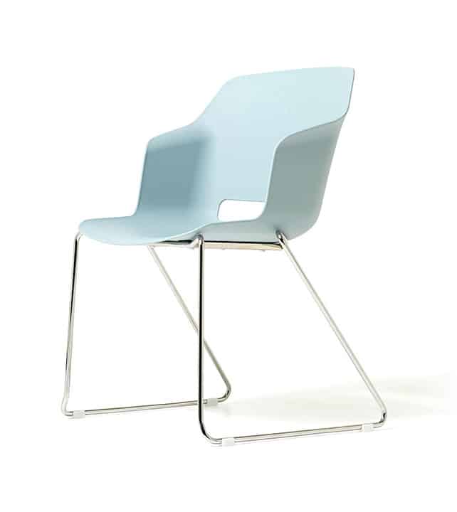 Siège d'accueil design vintage Clop - coque en polypropylène, piètement fixe ou luge, variantes disponibles_0