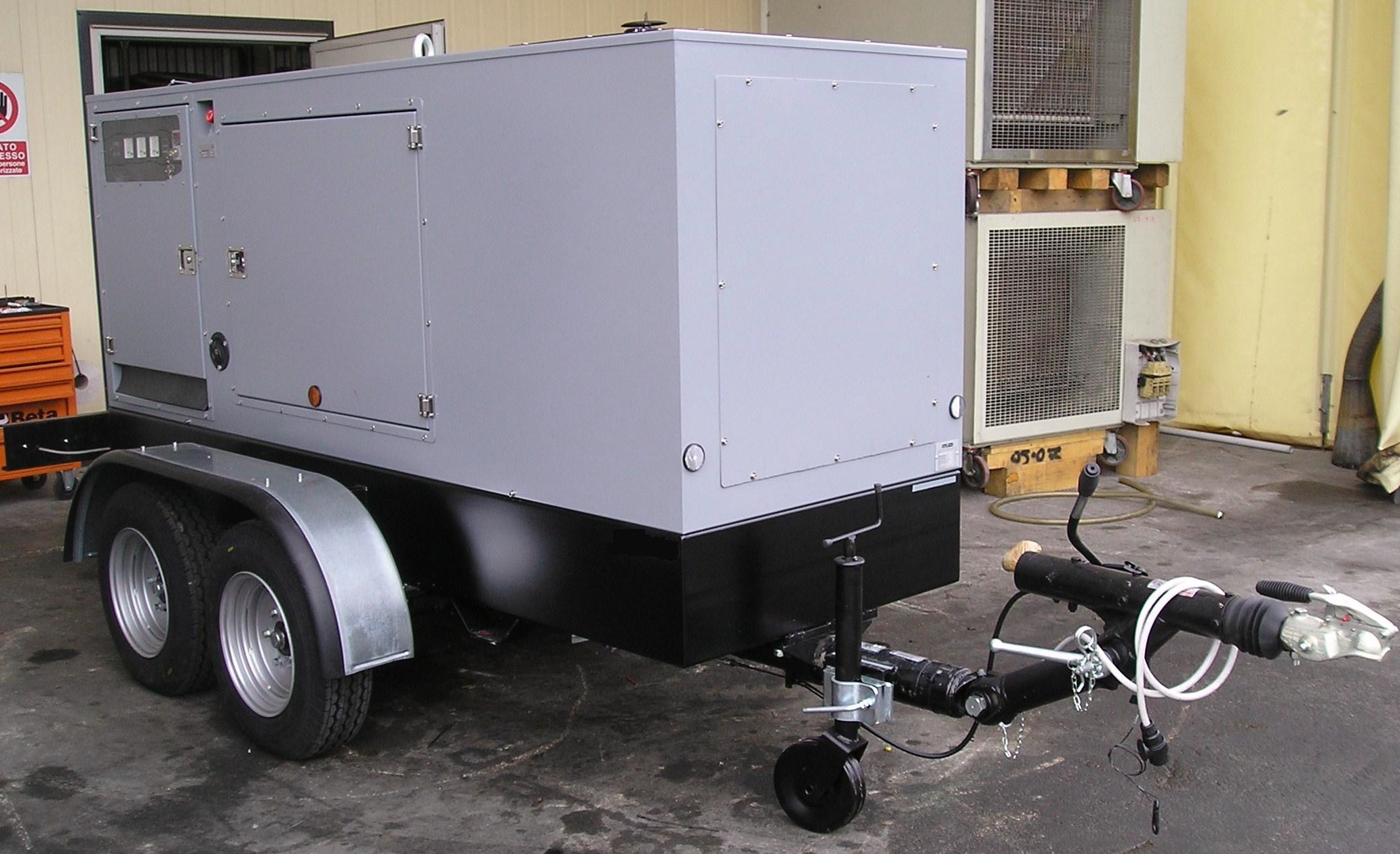Groupe électrogène portable - diesel industriel 2kVA à 500kVA - moteurs Cummins, Perkins, Volvo Penta_0