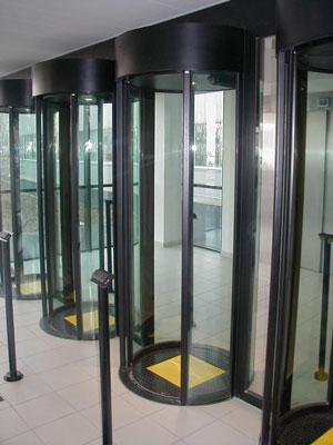 Sas monobloc à portes motorisées f 955 / f 960_0