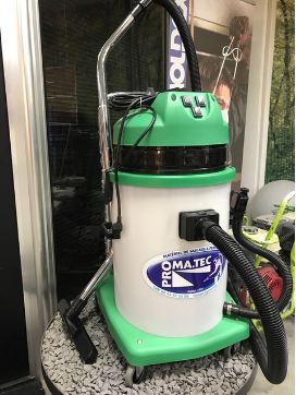Aspirateurs industriels 3 moteurs - eau et poussière - 60L - 3000W - cuve plastique_0