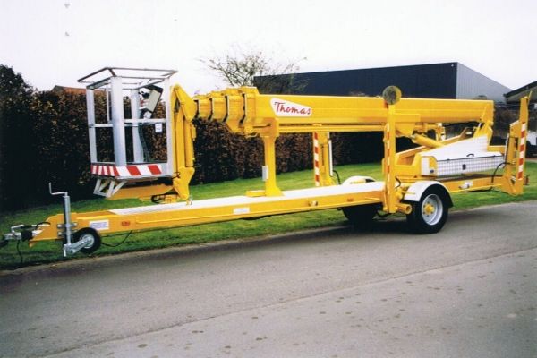 Nacelle tractable télescopique 250 nwt - thomas - hauteur de travail 25 m - capacité de levage 250 kg_0