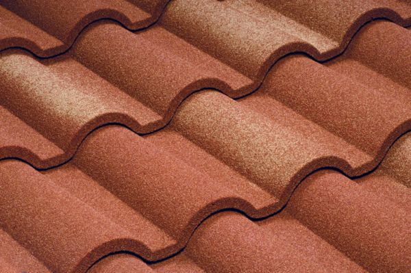 Tuile métallique Metrotile® Romana - acier aluzinc avec revêtement pierre naturelle - aspect romain à fort galbe_0