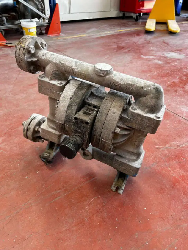 Pompe double membrane wilden modèle 200 d'occasion - référence                        :                         c7284_0