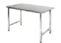 Table de travail monobloc en inox 18/10 - CFI - Construction soudée T.I.G. avec options étagères_0