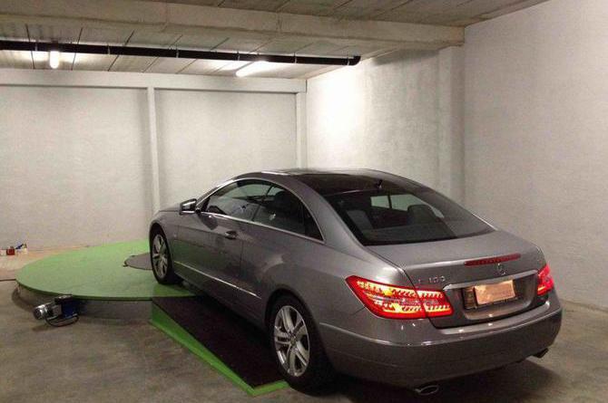 Plateforme tournante pour parking - diamètre 4,5 ou 5m - charge 3000 Kg - rotation manuelle ou automatique_0