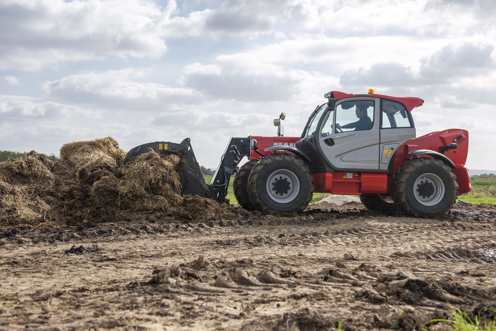 Godet multifonctions - cbg 2450 ms - manitou_0