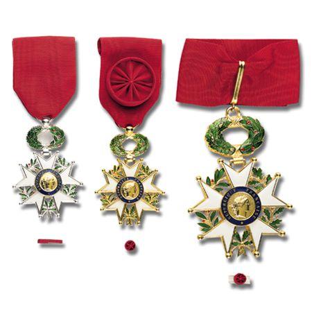 MÉDAILLES DE L'ORDRE NATIONAL DE LA LÉGION D'HONNEUR