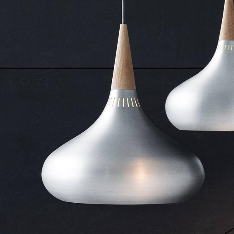 FRITZ HANSEN ORIENT P2 SUSPENSION ALU/CHÊNE Ø 34 CM