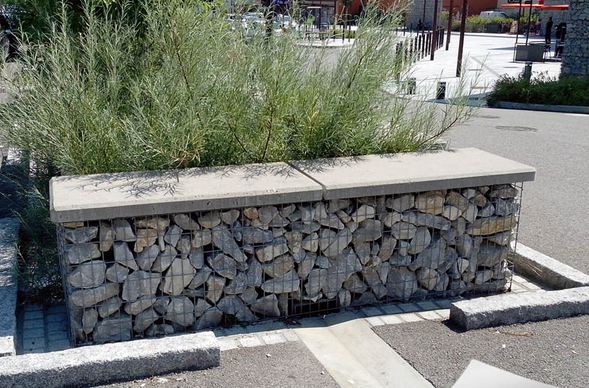 Mobilier et décoration en gabion - panneaux électro-soudés pour ajustements précis et remplissage varié_0