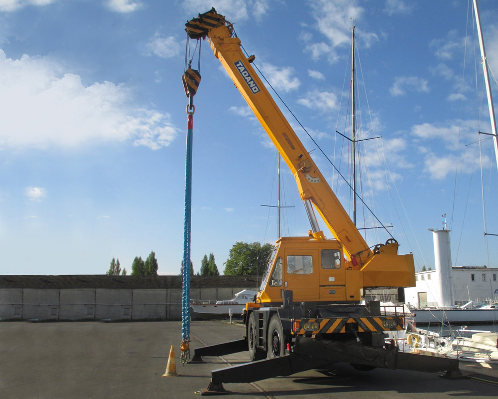 Grue tadano tr 230 e_0