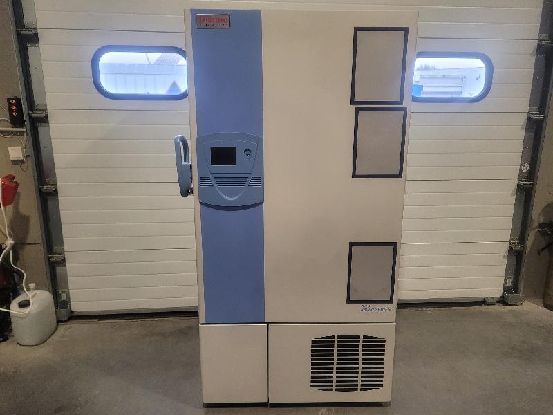 Congélateur vertical -86°c forma 88000 series thermo fisher scientific_0