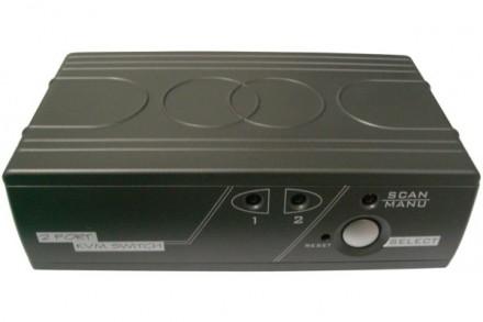 KVM VGA/PS2 - Commutateur avec support VGA jusqu'à 1600x1200, prises audio et auto-alimentation_0