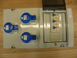 Coffret d'alimentation électrique étanche - 3 prises CE - Série Mistral - IP55 IK08_0