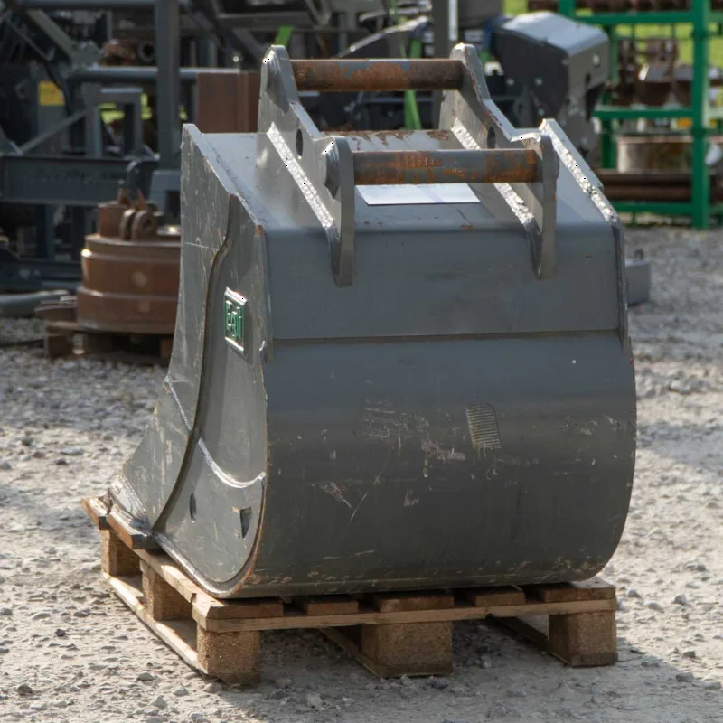 Godet de creuse tiltrotateur Egli ETL-TR 160-800 - OilQuick OQ 60 - N° de série ZG-4404639_0