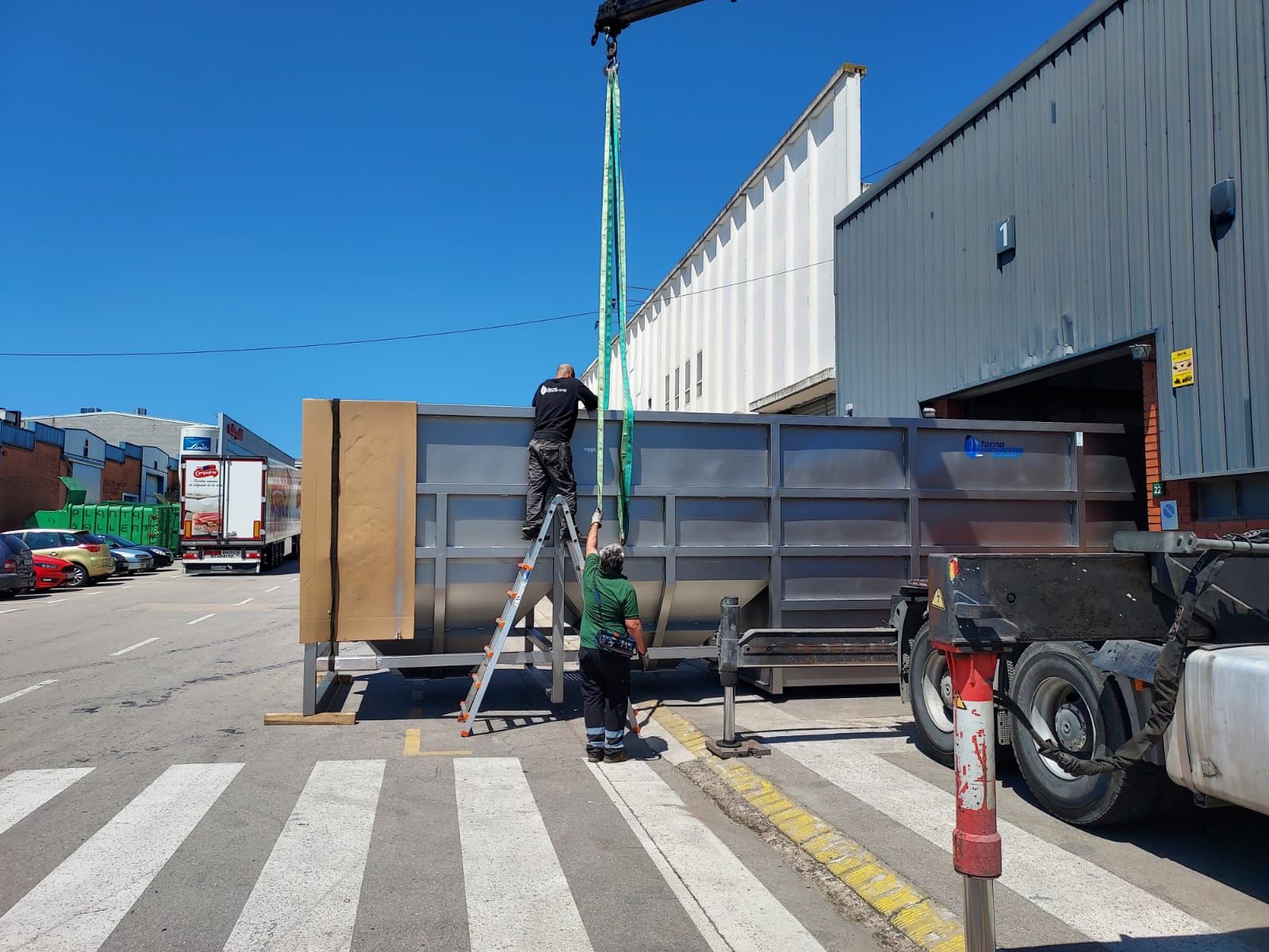 Unité mobile de traitement des eaux usées - Système clé en main et compact - AFNOR certification_1