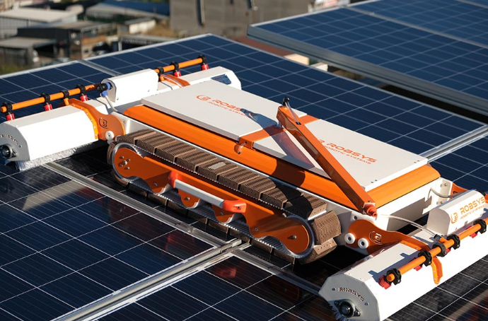 Robot de nettoyage de panneaux solaires - Série RTM PRO - 40-59 kg - Utilisation sans fil et filaire_0