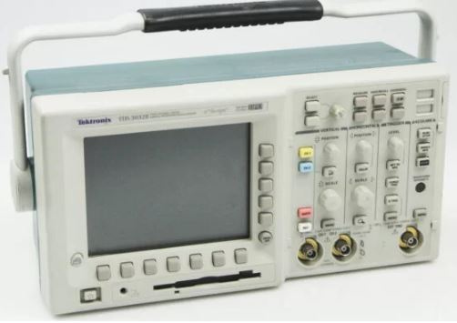 Tds3032 - oscilloscope numerique - tektronix - 300 mhz - 2ch_0