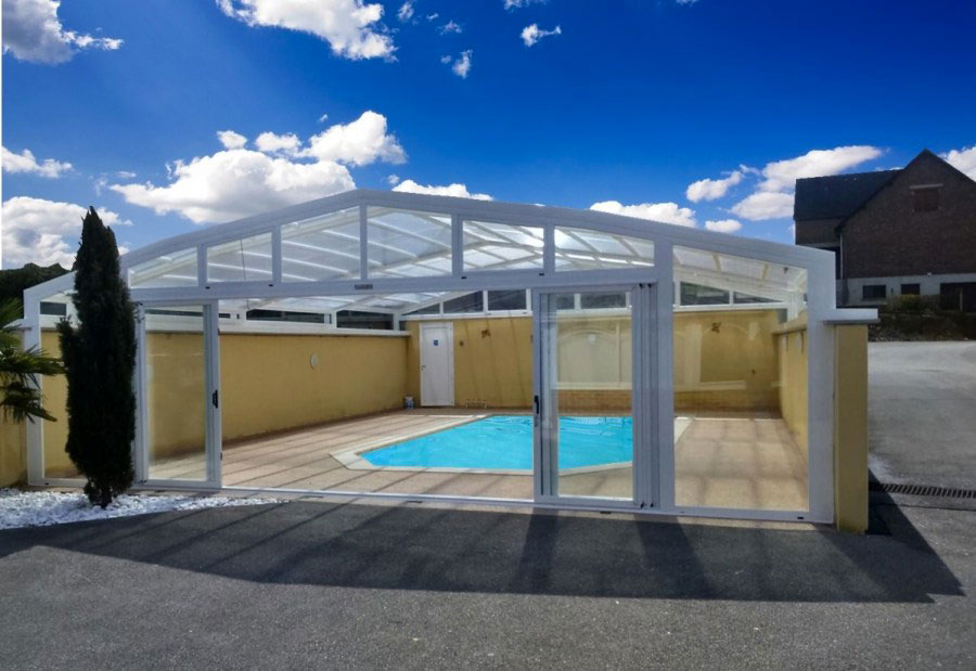 Abri  piscine haut avec toiture rétractable réservé aux environnements les plus nobles - ROYAL EMPORIUM_0