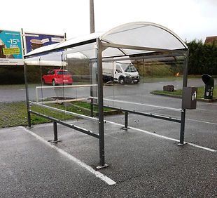 Abri pour chariot à toiture en voute - Profondeur 4000mm x l2330mm x h2600mm - TRADI - Le temple du mobilier_0