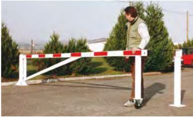 Barrière pivotante très grande longueur 6, 7 ou 8 m avec roulette - Sodimar_0