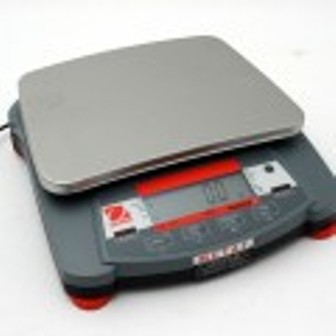 Balance Navigator XT Ohaus - portée 6400 g / 0.5 g - plateau 230 x 174 mm - afficheur LCD rétroéclairé_0