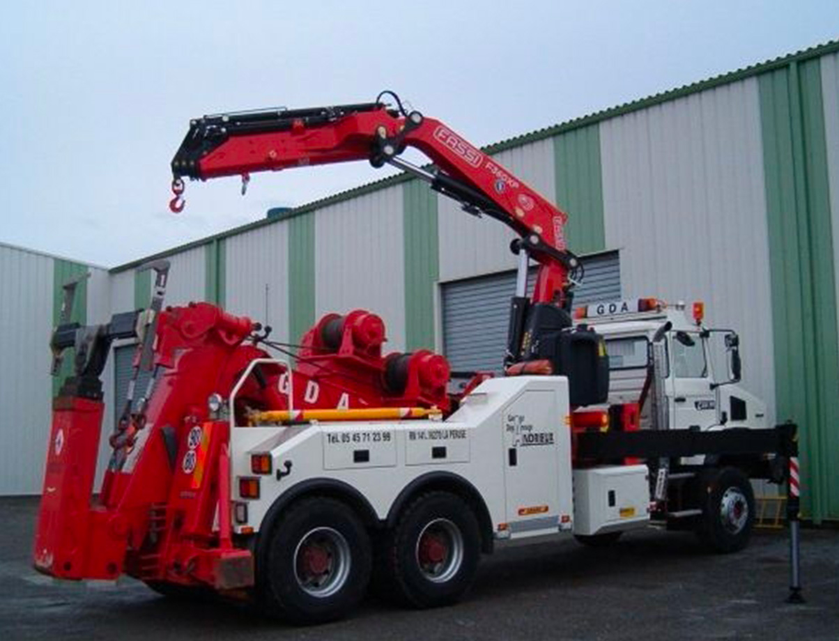 Grue Fassi F350XP - Grue auxiliaire pour dépannage_0