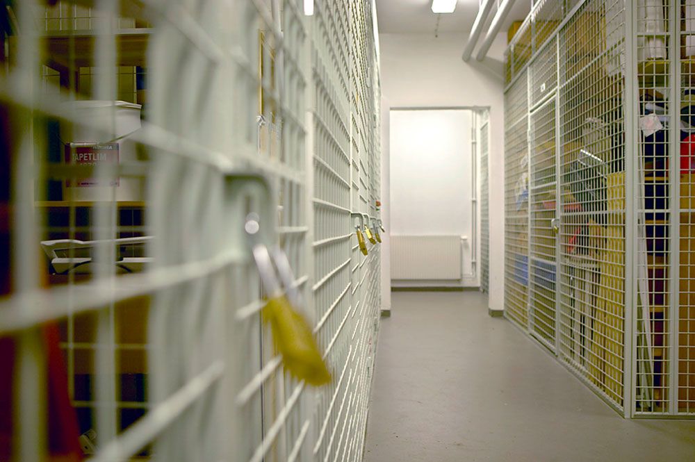 Box grillagés pour sécuriser produits dangereux ou fragiles