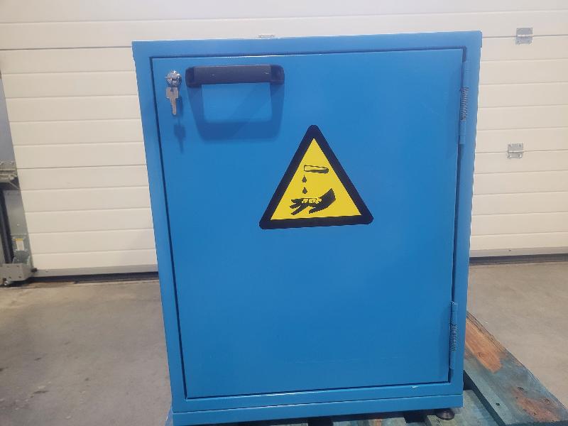 Armoire de sécurité pour produits corrosifs AC30_0